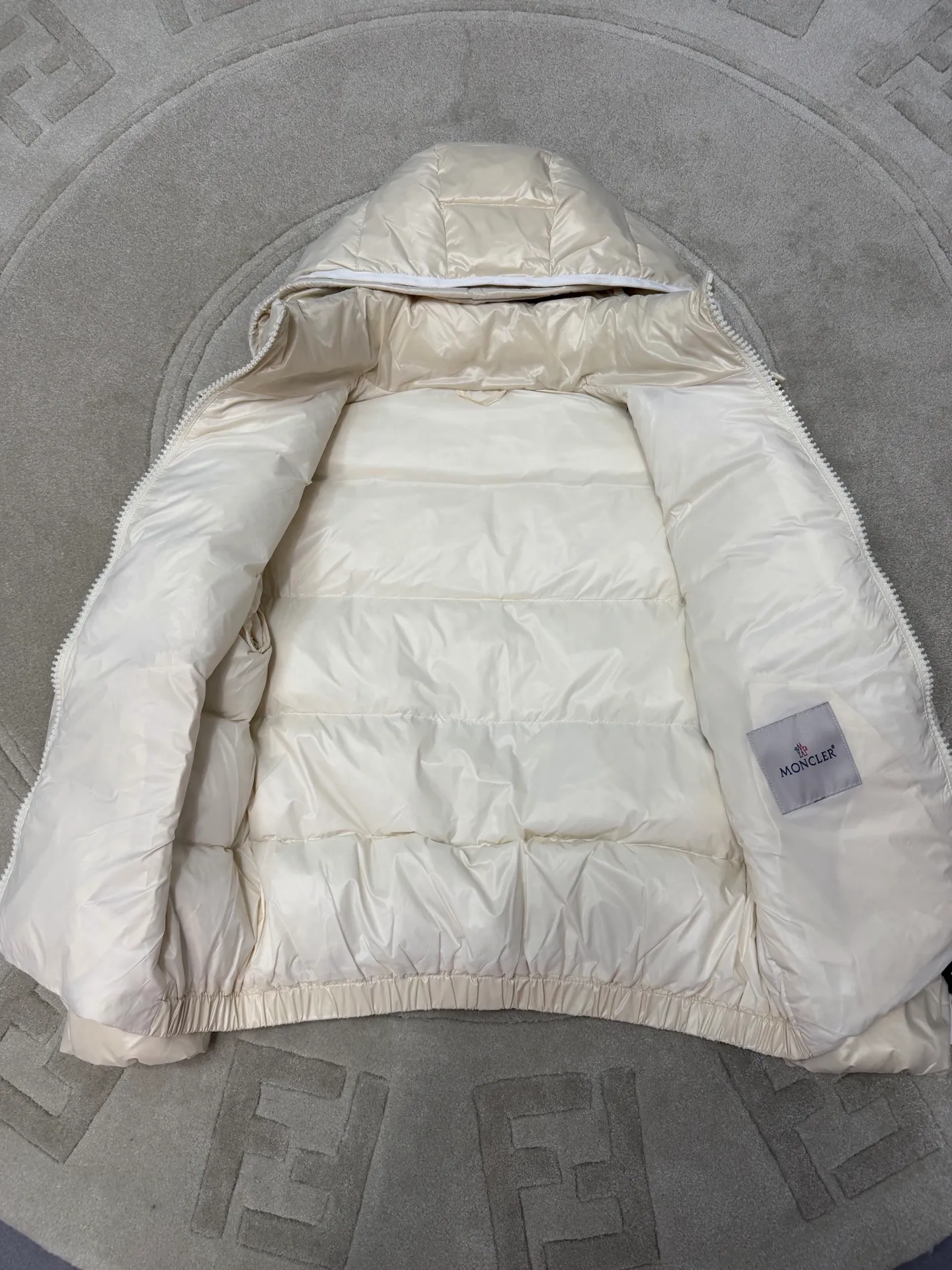 Moncler Andro ， ， 。 ， ， 1:1 ， ： / / Blue/Black Size：123